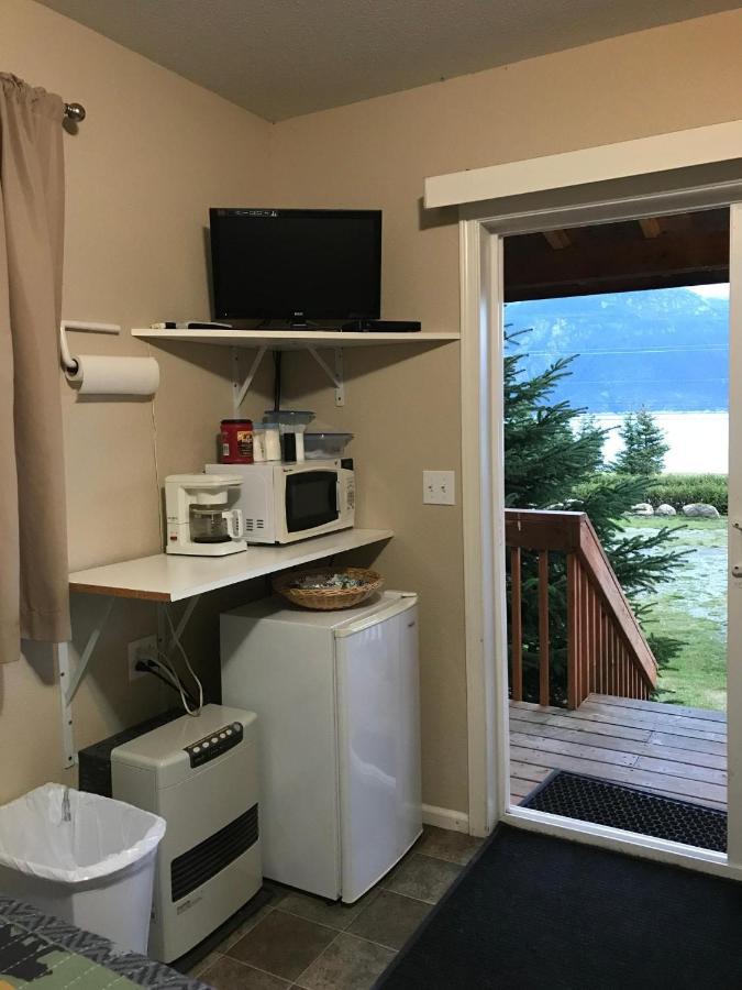Cabin 1 Lynn View Lodge Haines 外观 照片